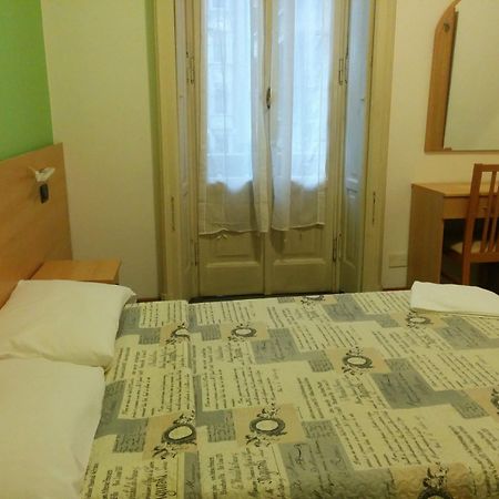 Adam'S House Hostel Milánó Kültér fotó