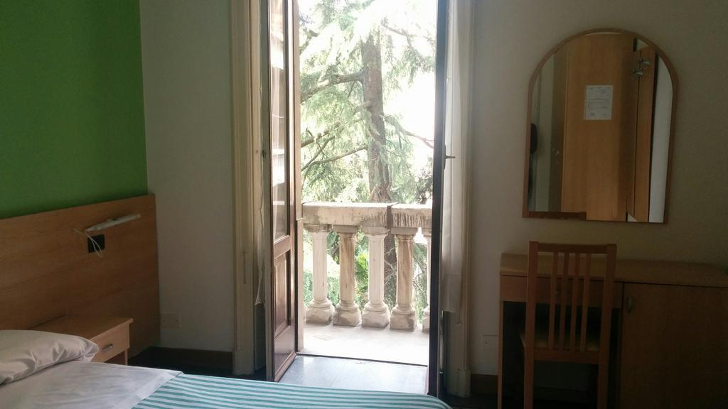 Adam'S House Hostel Milánó Kültér fotó