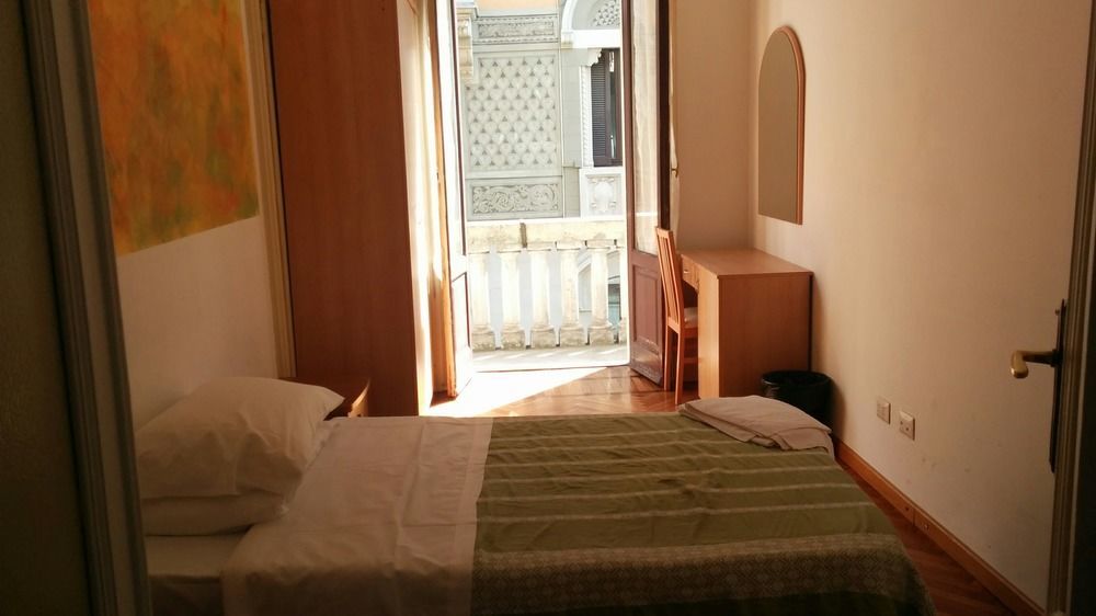 Adam'S House Hostel Milánó Kültér fotó