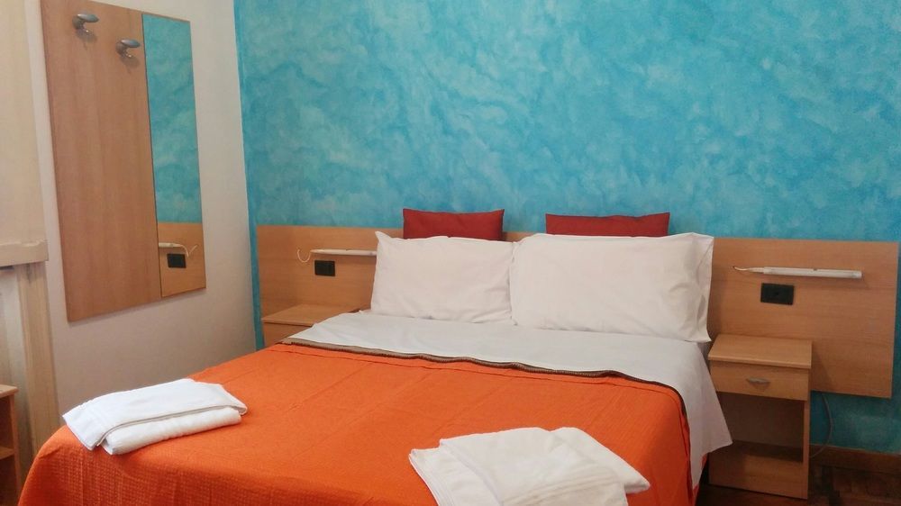 Adam'S House Hostel Milánó Kültér fotó